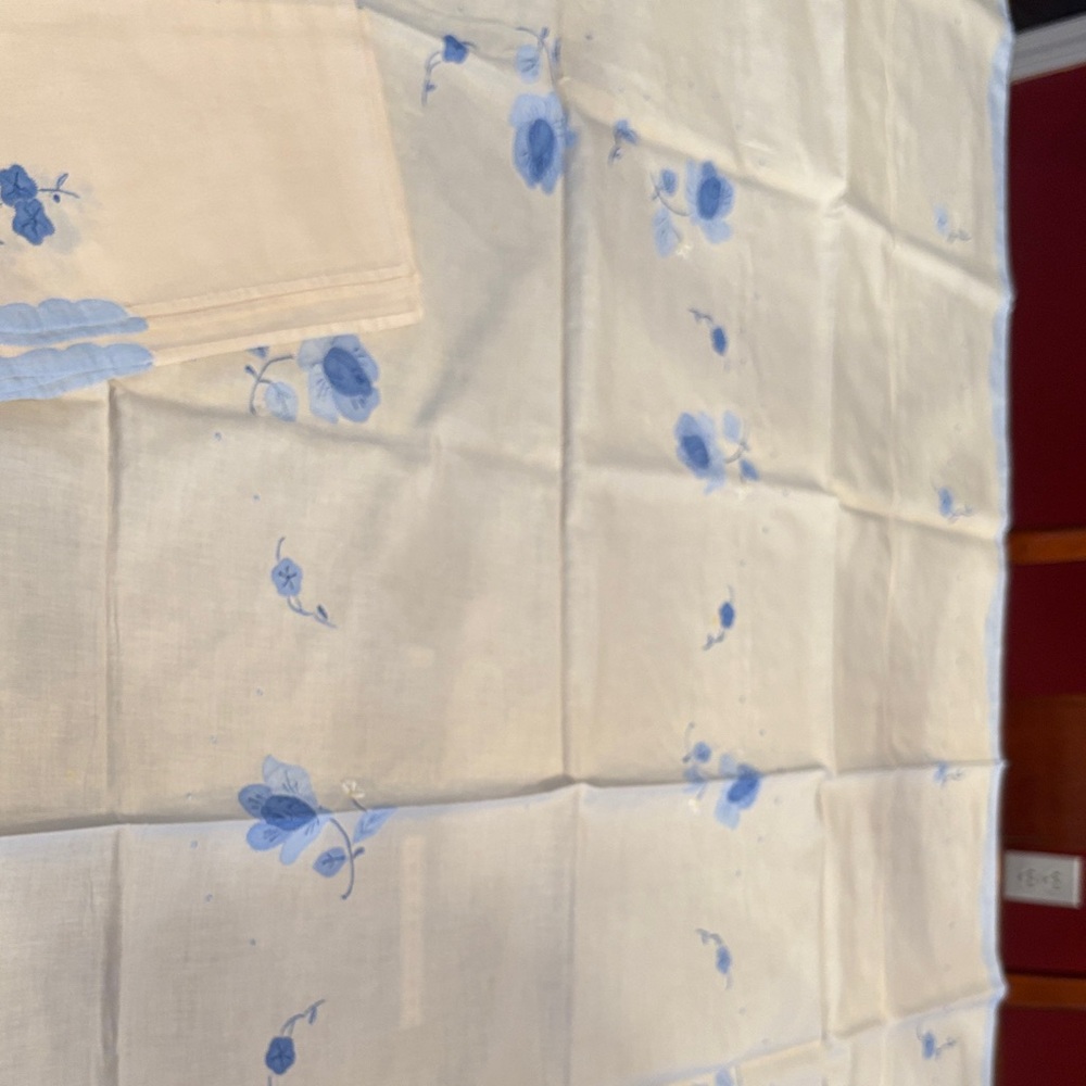 Floral Print Tablecloth with Blue Accents